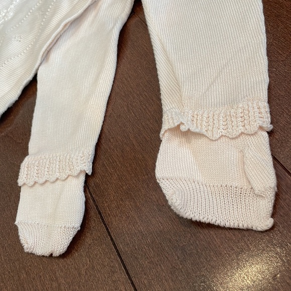 Vintage White Knit Baby outfit - Picture 4 of 5